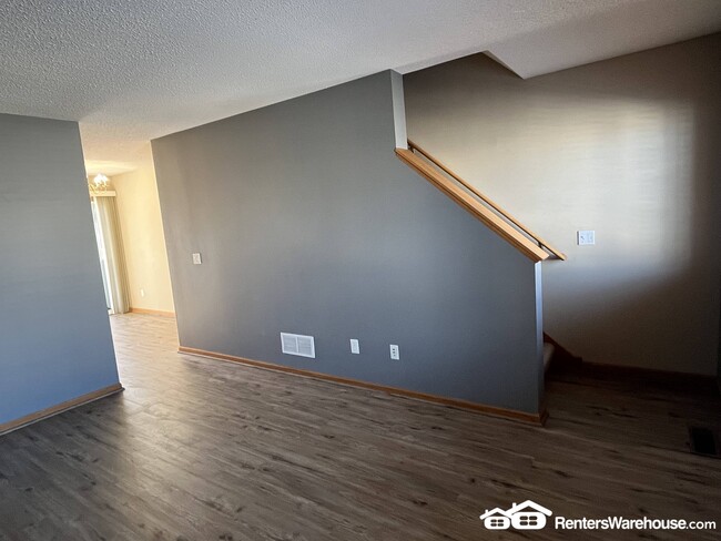 Photo - 16477 Timber Crest Dr SE