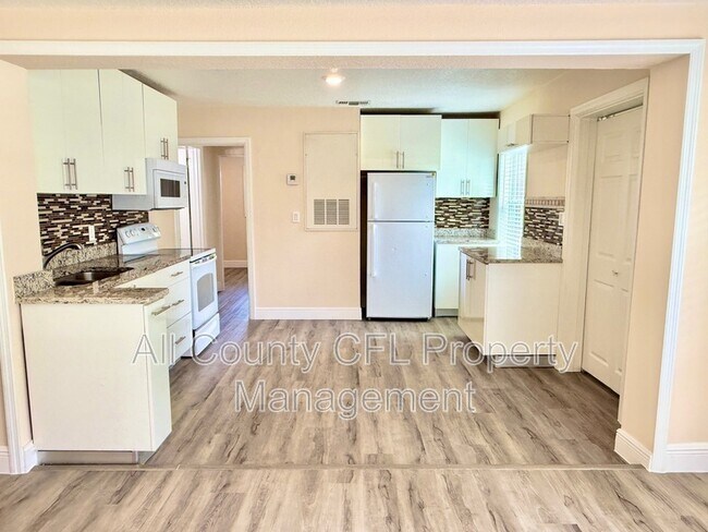 Photo - 30 Lemon Ln Unidad A