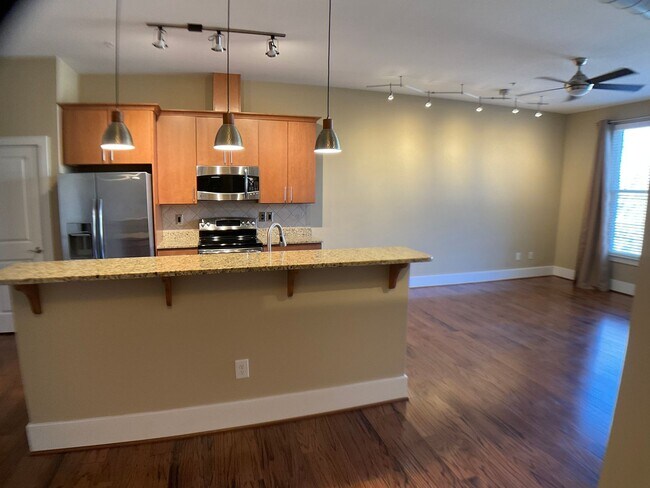 Photo - Upscale Condo in Popular Davis Park!