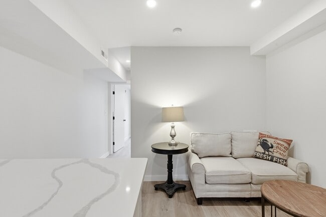 Photo - 48 S Carrollton Ave