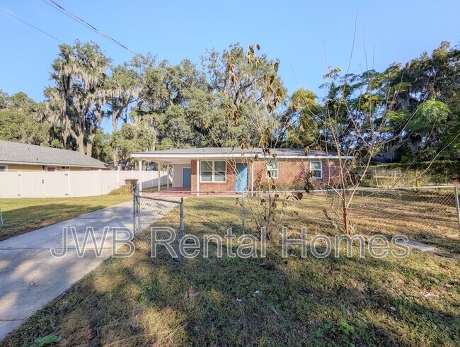 Building Photo - 543 E 55th St