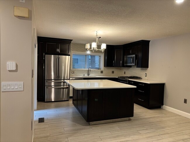 Photo - 100 Captain Eames Cir Unit 100