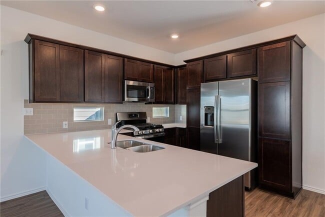 Photo - 1336 Linwood St