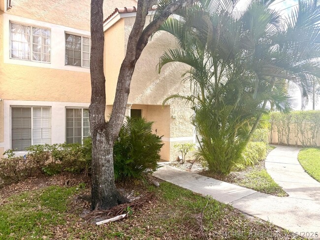 Photo - 1707 Village Blvd Unit 112