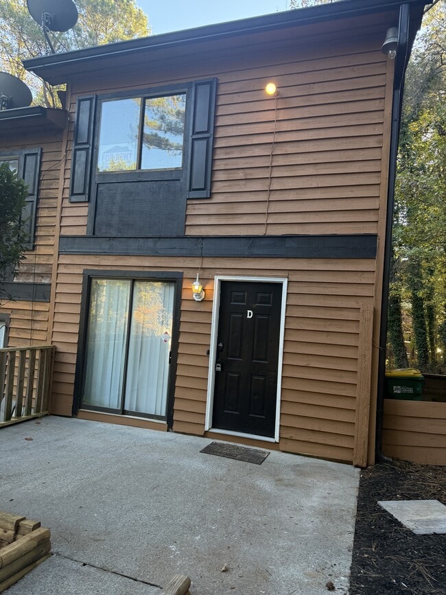 6473 Klinect Ct Unidad C