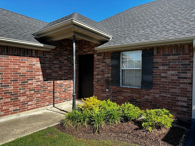 Photo - 2728 Ryan Rd