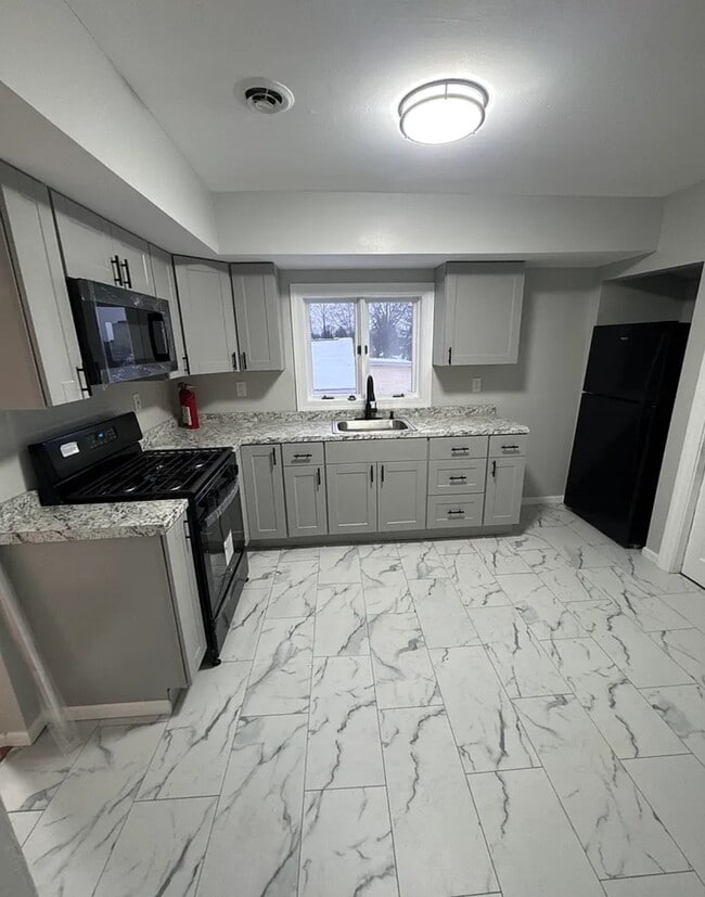 Photo - 27 Evans St Unidad 2F