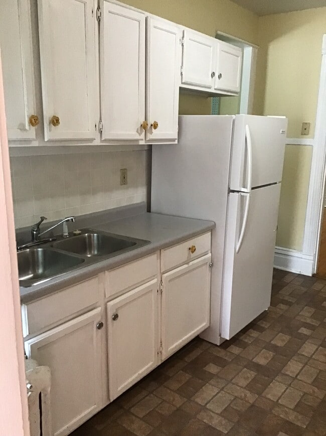 Photo - 2726 DuPont Ave S