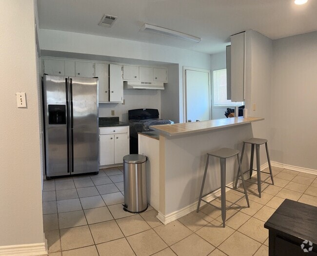 Building Photo - 6723 Glen Rock Dr Rental