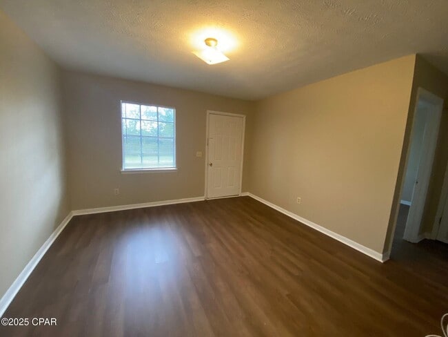 Photo - 6707-6722 FL-22 Unit E
