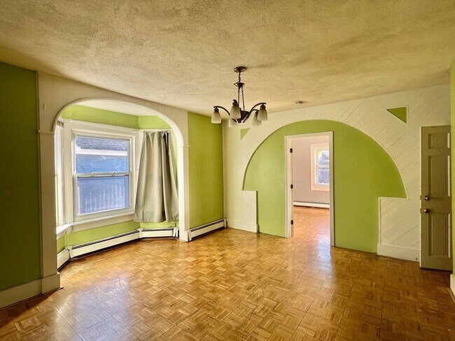 Photo - 18 Garland Ave