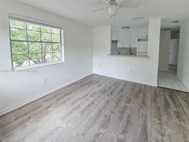 Photo - 6617 SW 10th St Unit 5