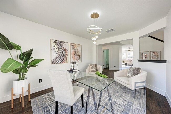 Photo - 801 Black Isle Dr