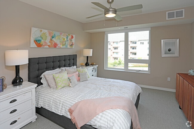 1BR, 1BA, Model, Sonoma - 847SF - The Reserve at Arbor Lakes