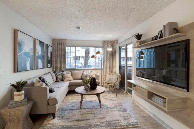 Building Photo - Alvista Trailside Rental