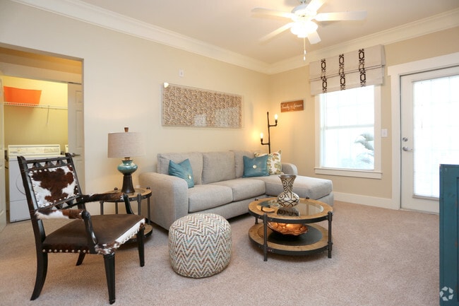 Photo - Riverside Parc