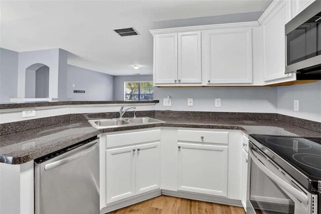 Photo - 3449 Parc Dr SW