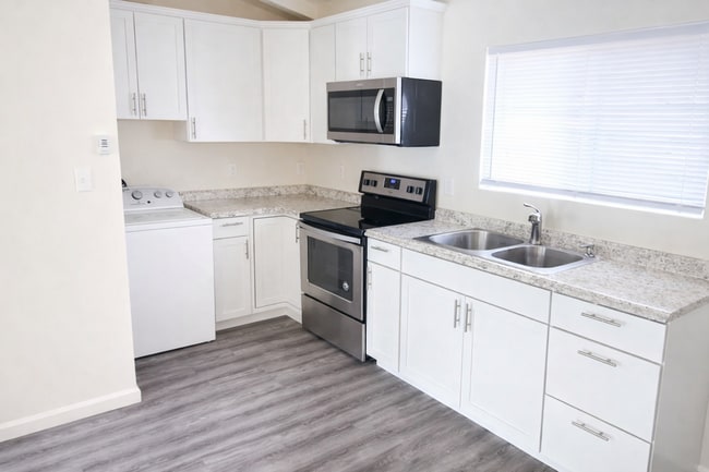 Photo - Ash Duplex Unit 1311