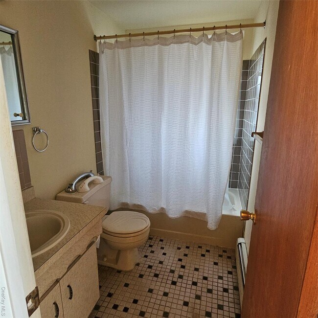 Photo - 210 S 9th St