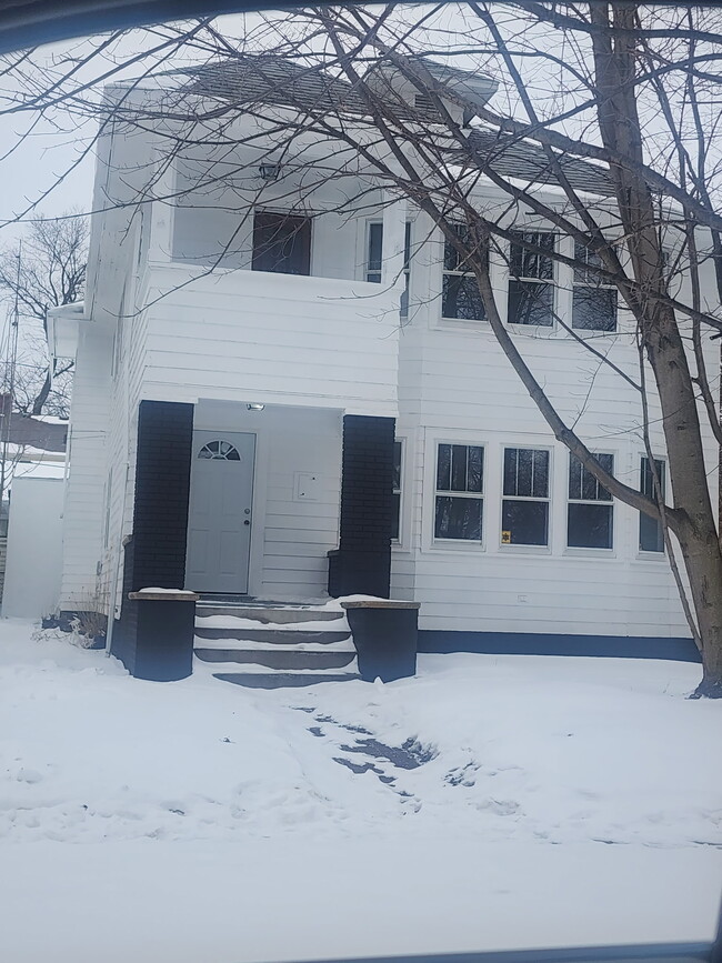 Building Photo - 4235 Overland Pky