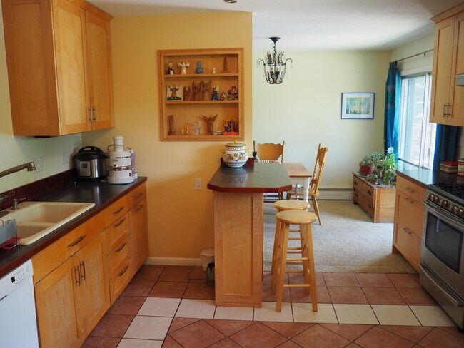 Photo - Fully furnished Three Bedroom Ranch Home in South Boulder available June 1st-December 15th, 2025.