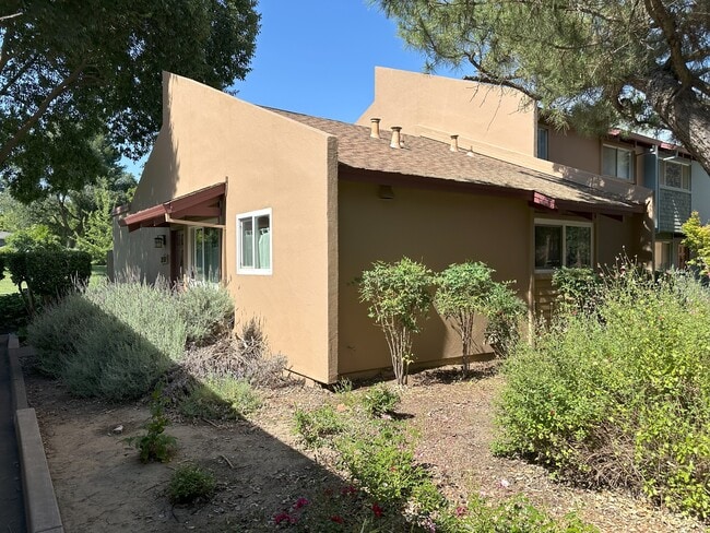 Photo - 2137 Bella Casa St Townhome