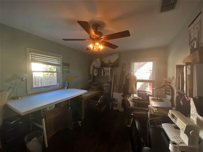 Photo - 3801 Avenue G Unidad A