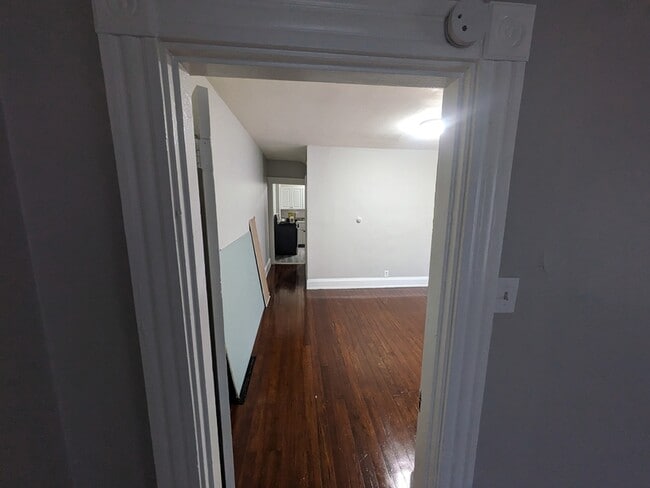 Photo - 5143 Hunter Ave