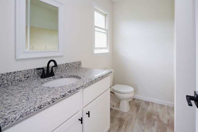 Photo - 3017 Fairchild Ln