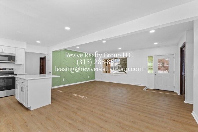 Photo - 5337 Botsford Ave