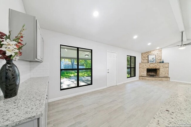 Photo - 6302 Handsome Lake Dr