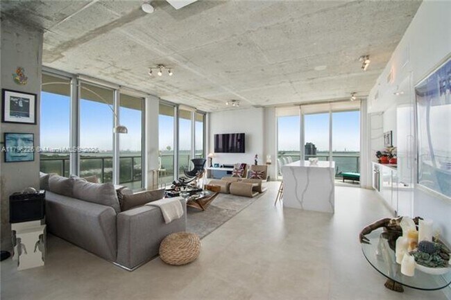 Photo - 3470 E Coast Ave Unidad 3470 E Coast Ave apt H2201
