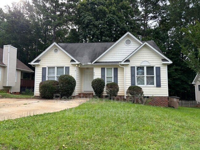 928 Amersham Ln - 928 Amersham Ln House