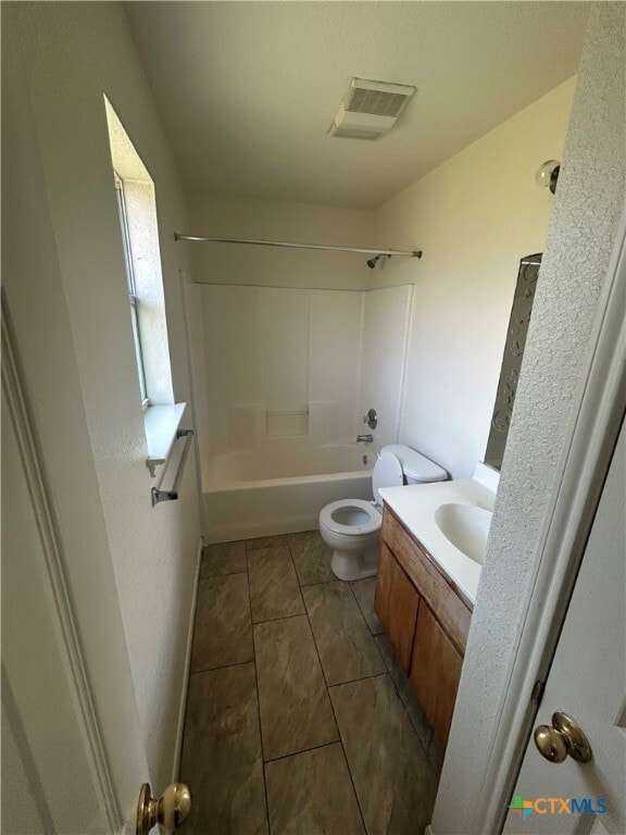 Photo - 204 Castellon Ct