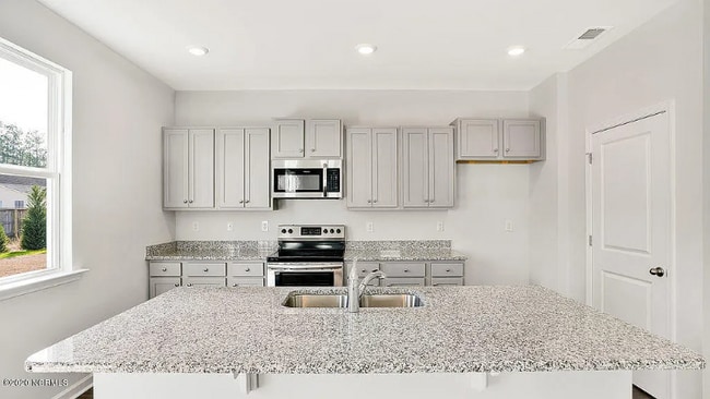 Building Photo - 5336 Black Oak Ct Rental
