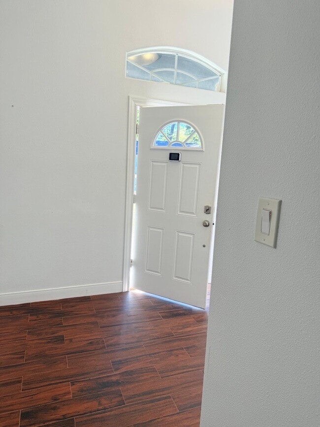 Photo - 304 Jill Ave