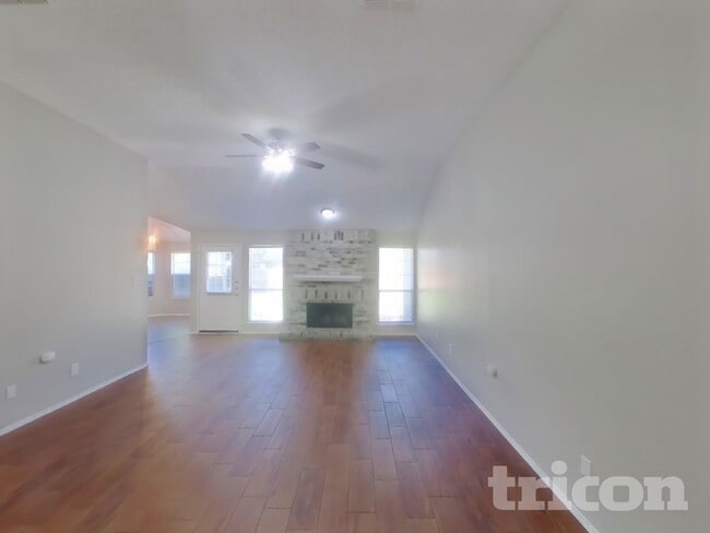 Photo - 2520 Clovermeadow Dr