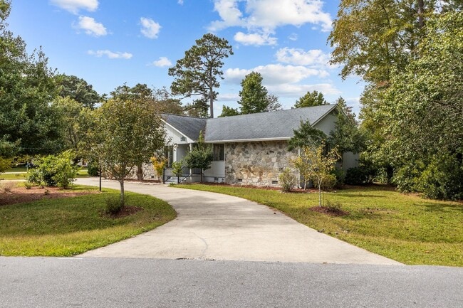 Photo - Corner Lot Brandywine Home Available for Long Term Rental