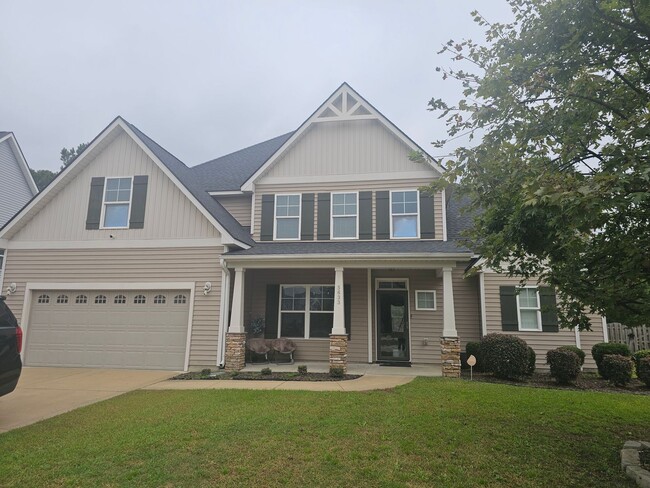 Stunning 4 Bedroom, 3.5 Bath Home Close to... - Stunning 4 Bedroom, 3.5 Bath Home Close to...