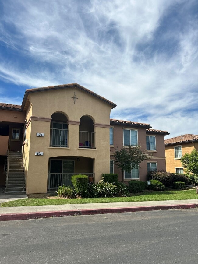 Creekside Village