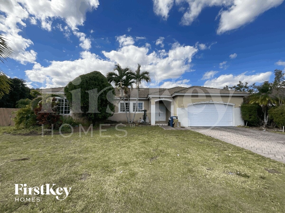 Photo - 18686 SW 132nd Ave