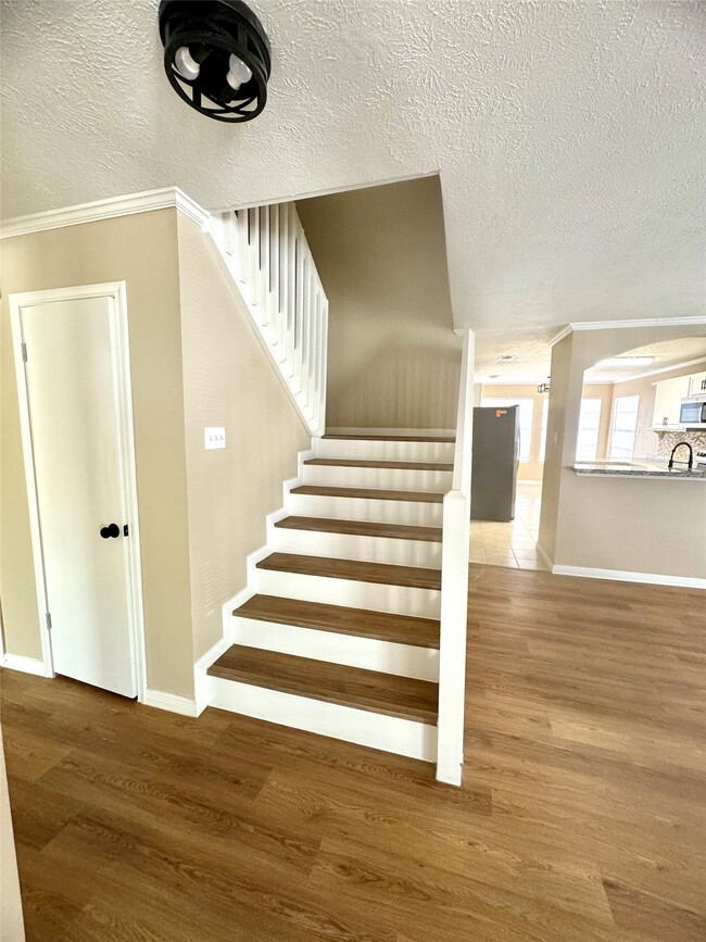 Photo - 3503 Denio Dr