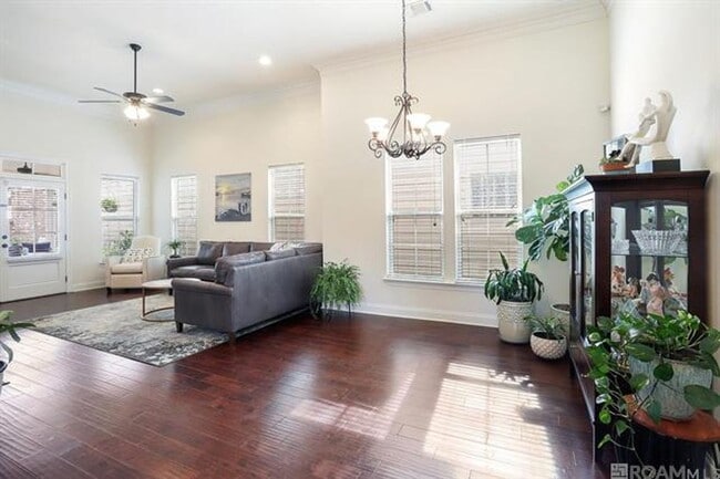 Photo - 4 Bedroom House  House in Gated Community| Community Pool  & Gym