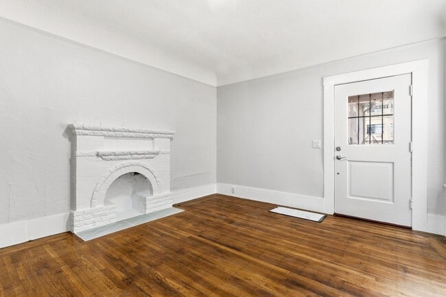 Photo - Freshly Renovated 1 Bed, 1 Bath Oakland Home with In-Unit Laundry Unit 1929A