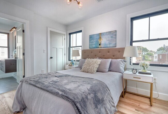 Photo - 74 Brooks St Unit 3