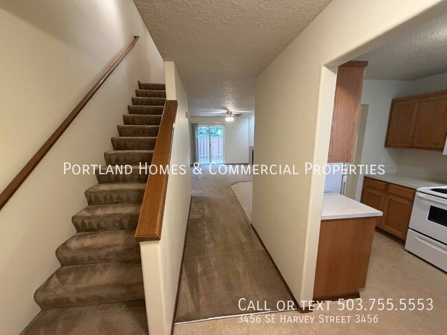 Photo - 3456 SE Harvey St