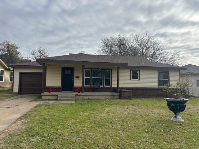 Building Photo - 3504 Jane Ln