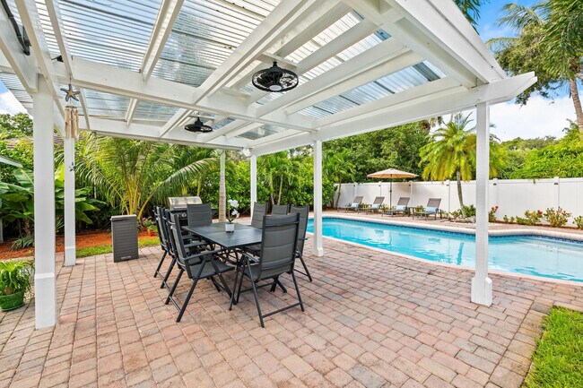 Photo - 1300 SW 17th St