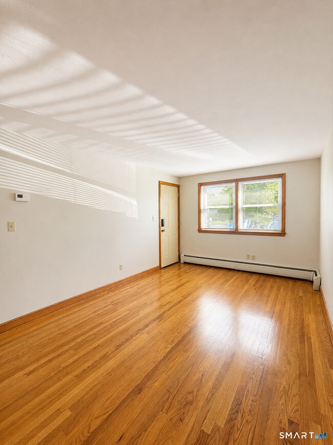 Photo - 359-363 Brook St Unit 363