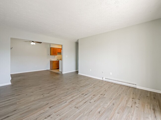 Photo - 125 E Van Riper Rd Unit Apt 7